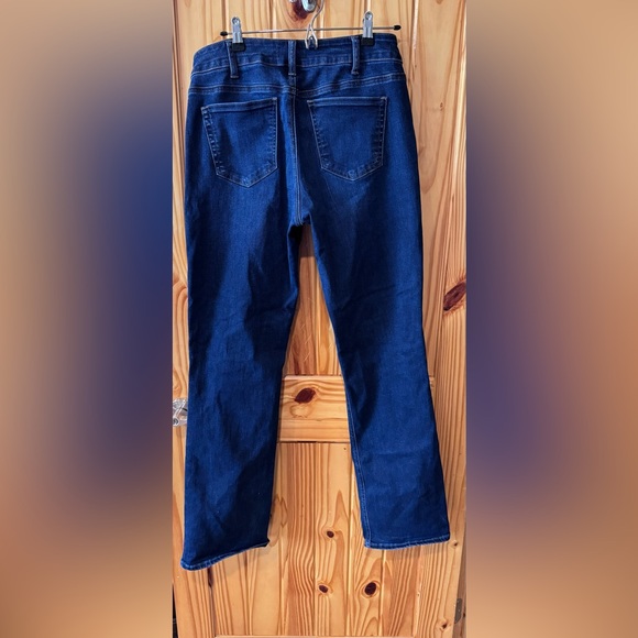 Silver Jeans - Picture 4 of 4